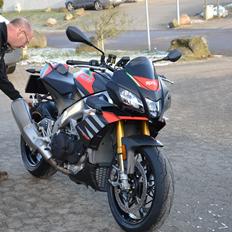 Aprilia Tuono V4 1100 Factory