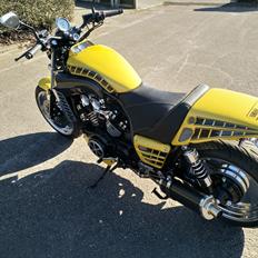 Yamaha V-max 1200