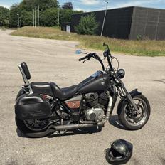 Honda VT 1100 C