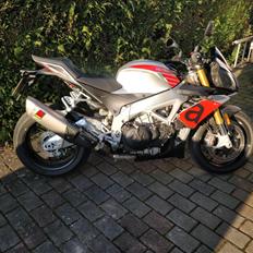 Aprilia Tuono V4 RR