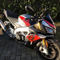 Aprilia Tuono V4 RR