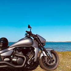 Suzuki VZR M1800R