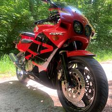 Honda CBR 400 RR Fireblade