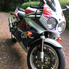 Honda CBR 900 SC28