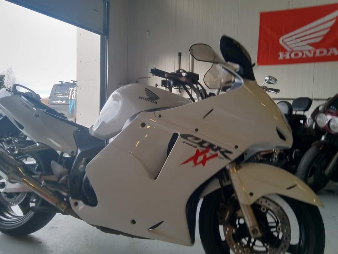 Honda Blackbird cbr 1100xx billede 3