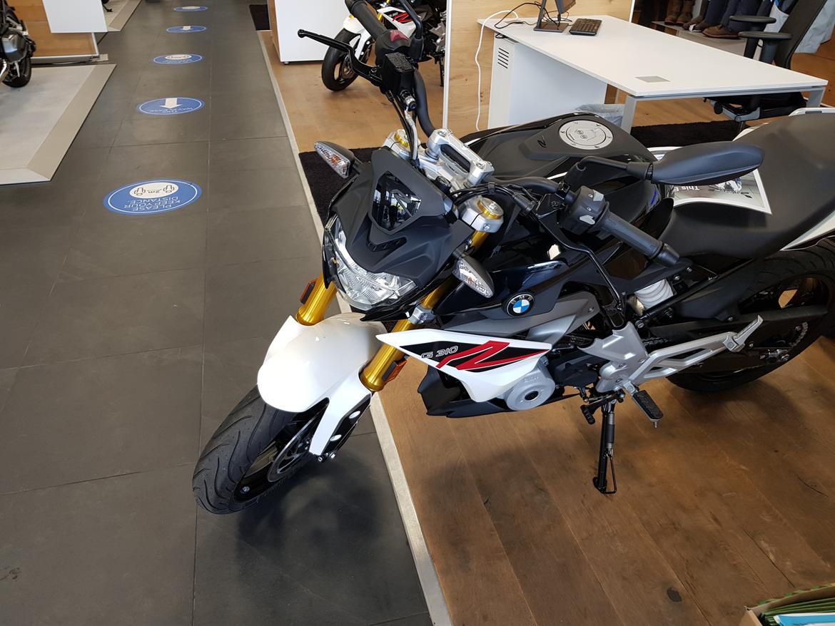 BMW G310R AKA Pinocchio -DØD- billede 2