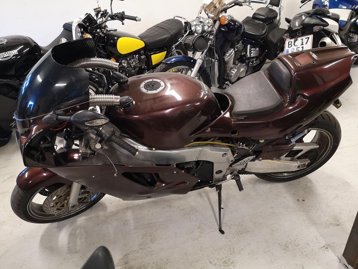 Kawasaki ZXR 750 H2 billede 2