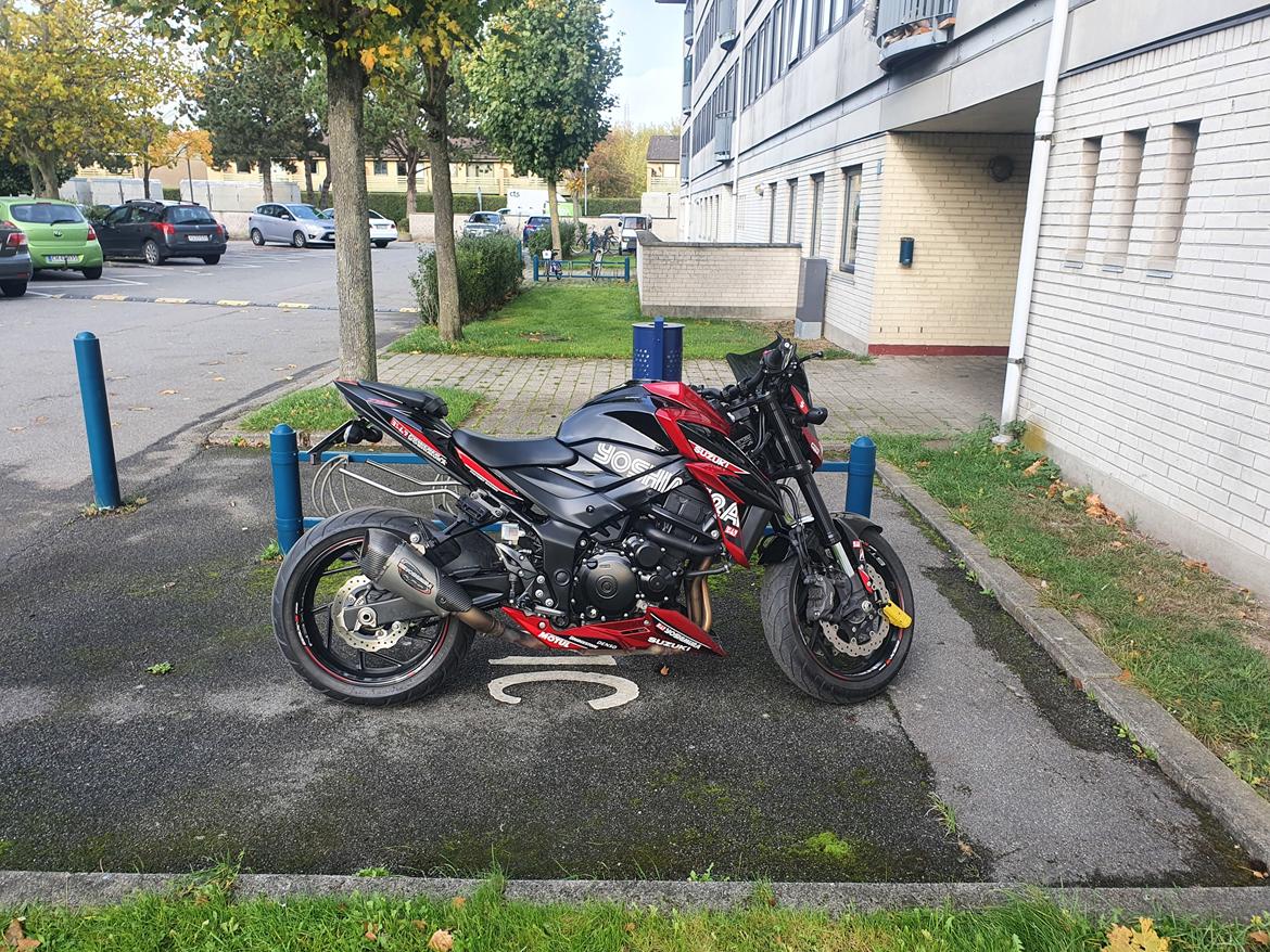 Suzuki gsxs 750 billede 3