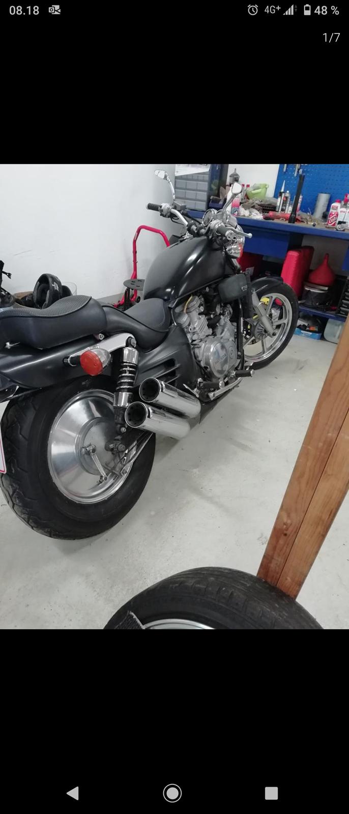 Honda VF 750 C - Super Magna * SOLGT billede 5