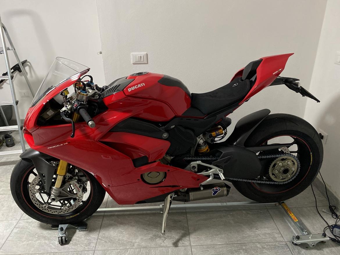 Ducati Panigale V4S (solgt) billede 8