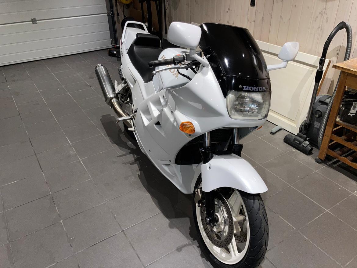 Honda Vfr 750 rc24-2 billede 1