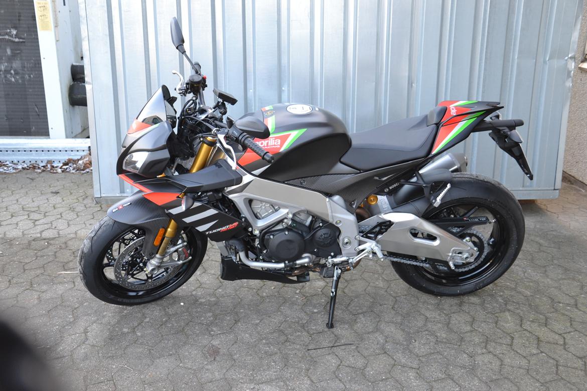 Aprilia Tuono V4 1100 Factory billede 6
