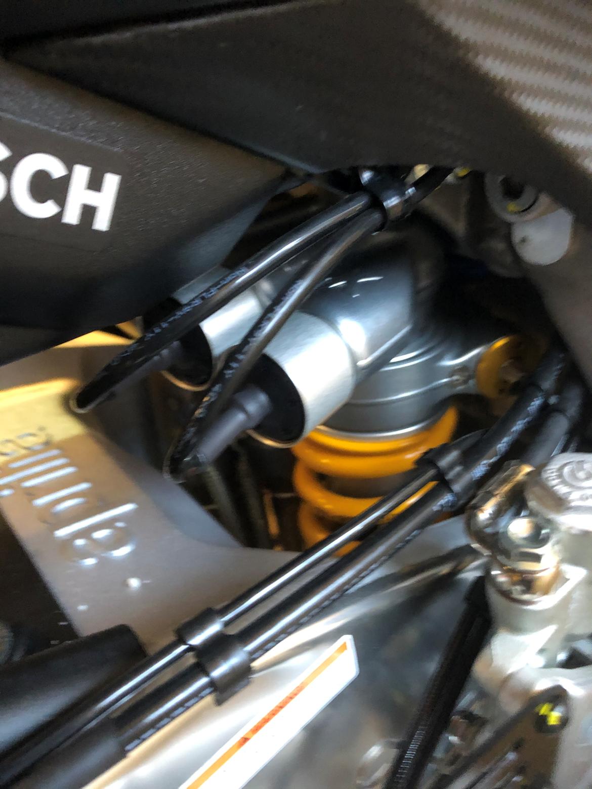 Aprilia Tuono V4 1100 Factory billede 15