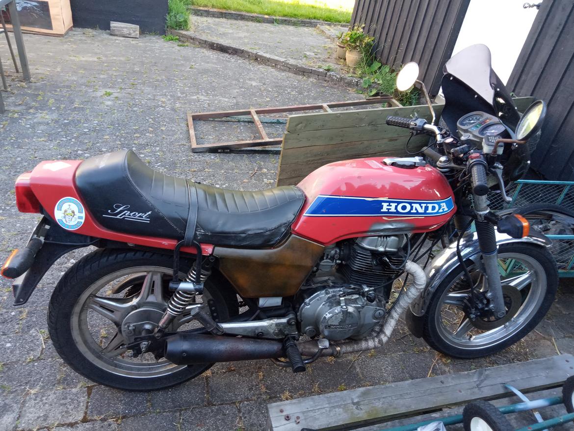 Honda Cb 400 N bliver ombygget til model N. SPORT billede 23