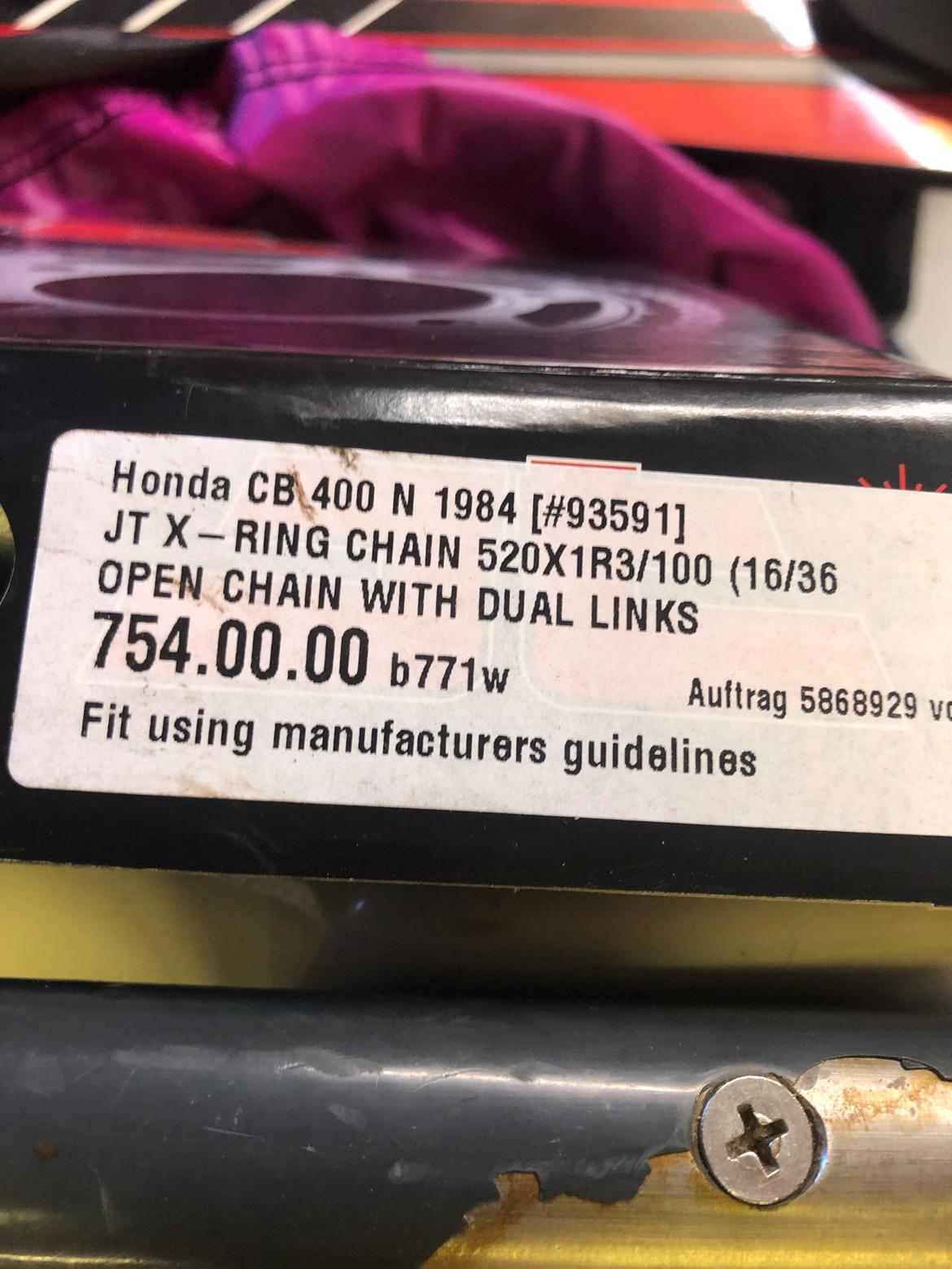 Honda CB400N - Købte 5 huls tandhjul MEN min cykel er m. 4 huls hjul, altså uorriginalt baghjul! billede 10