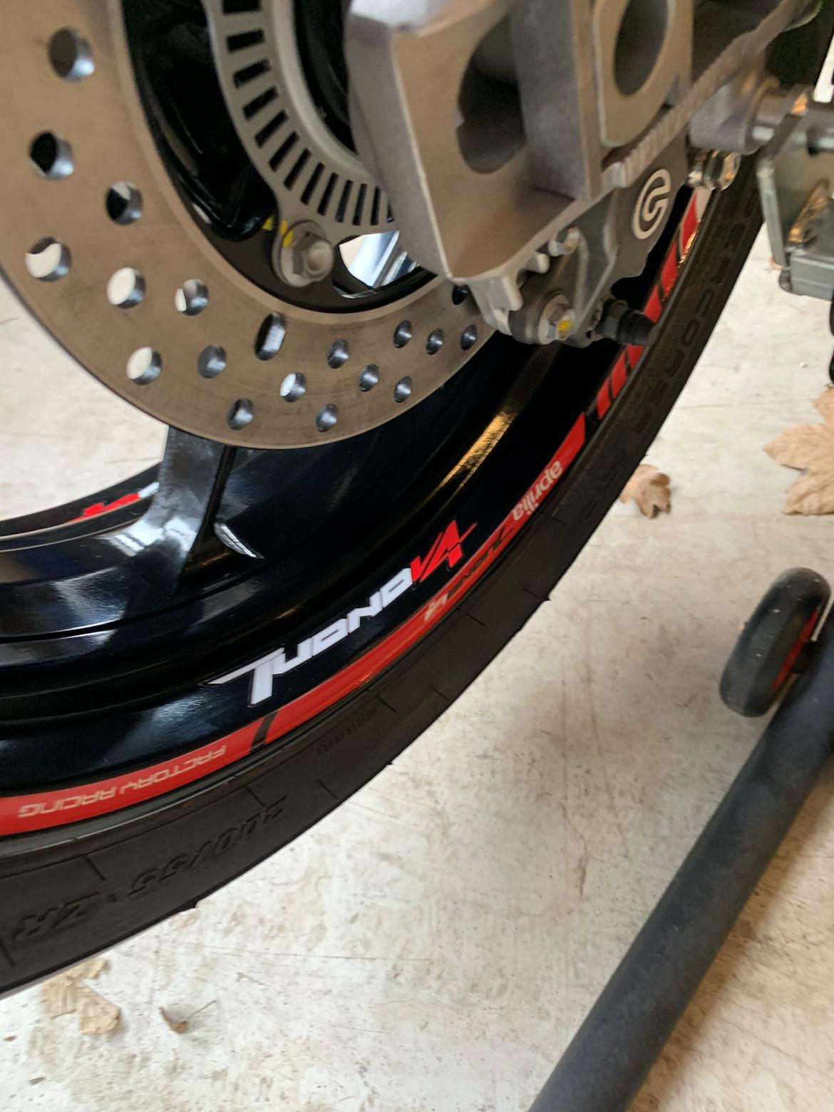 Aprilia Tuono V4 1100 Factory billede 18