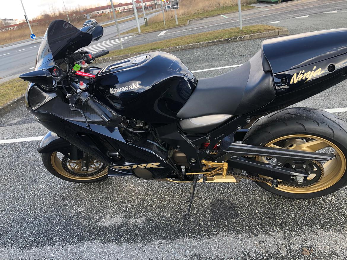 Kawasaki ZX12R billede 3