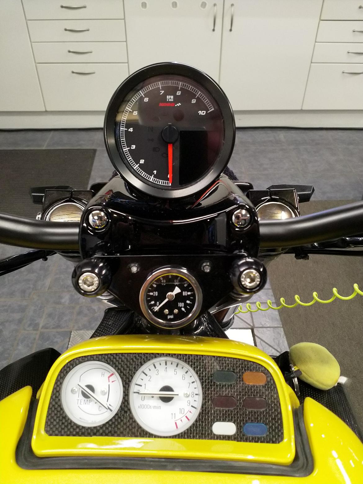 Yamaha V-max 1200 billede 17