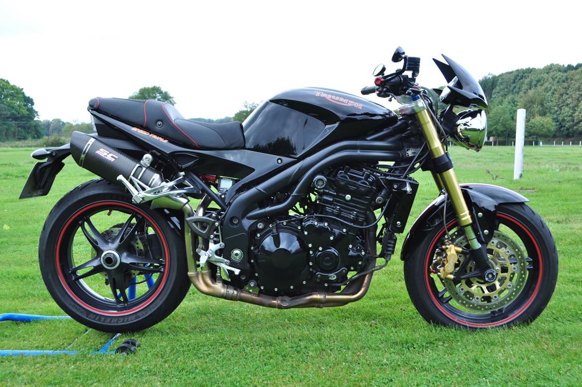 Triumph Speed Triple 1050 billede 15