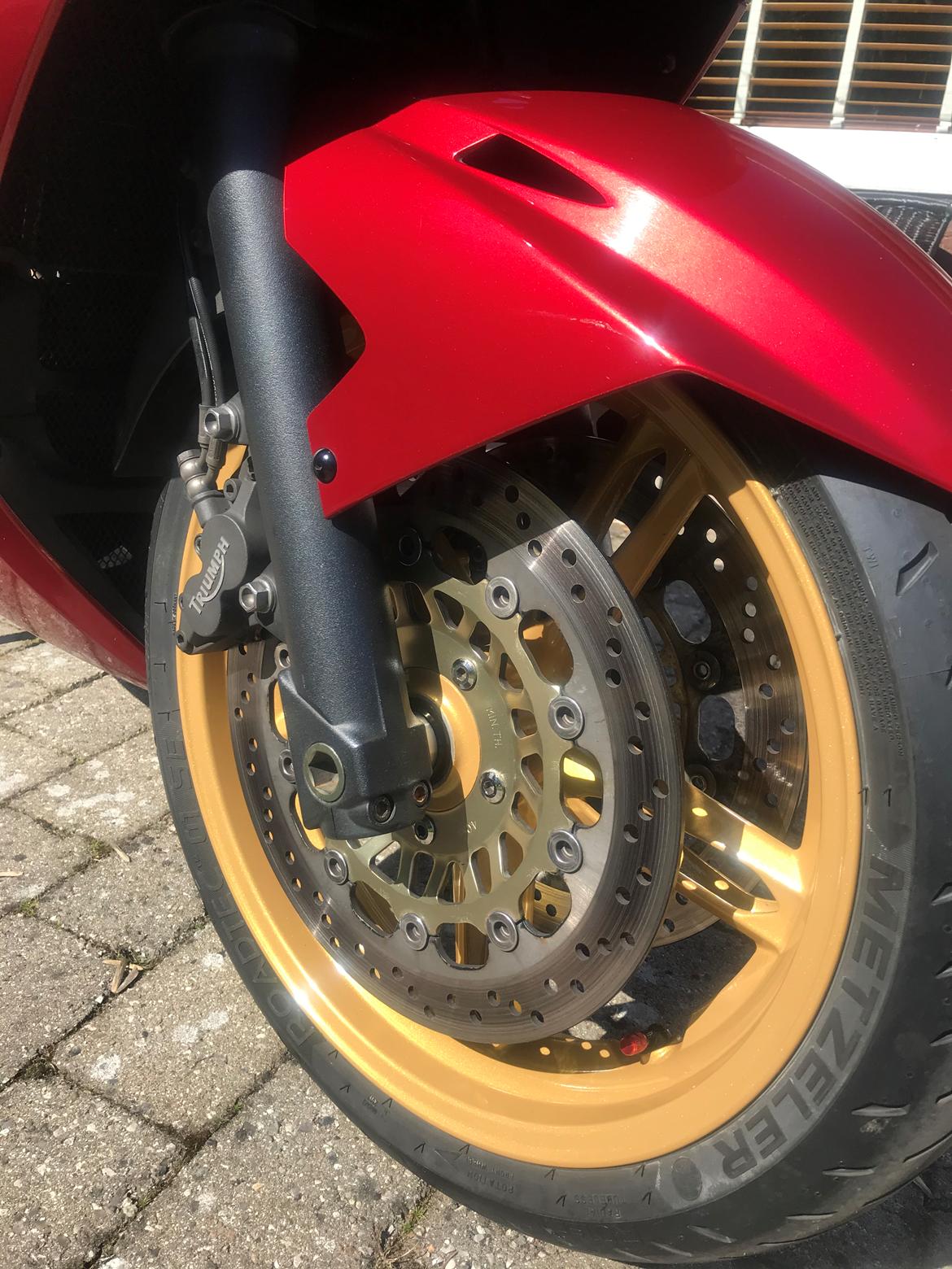 Triumph Sprint ST 1050 **SOLGT** billede 10