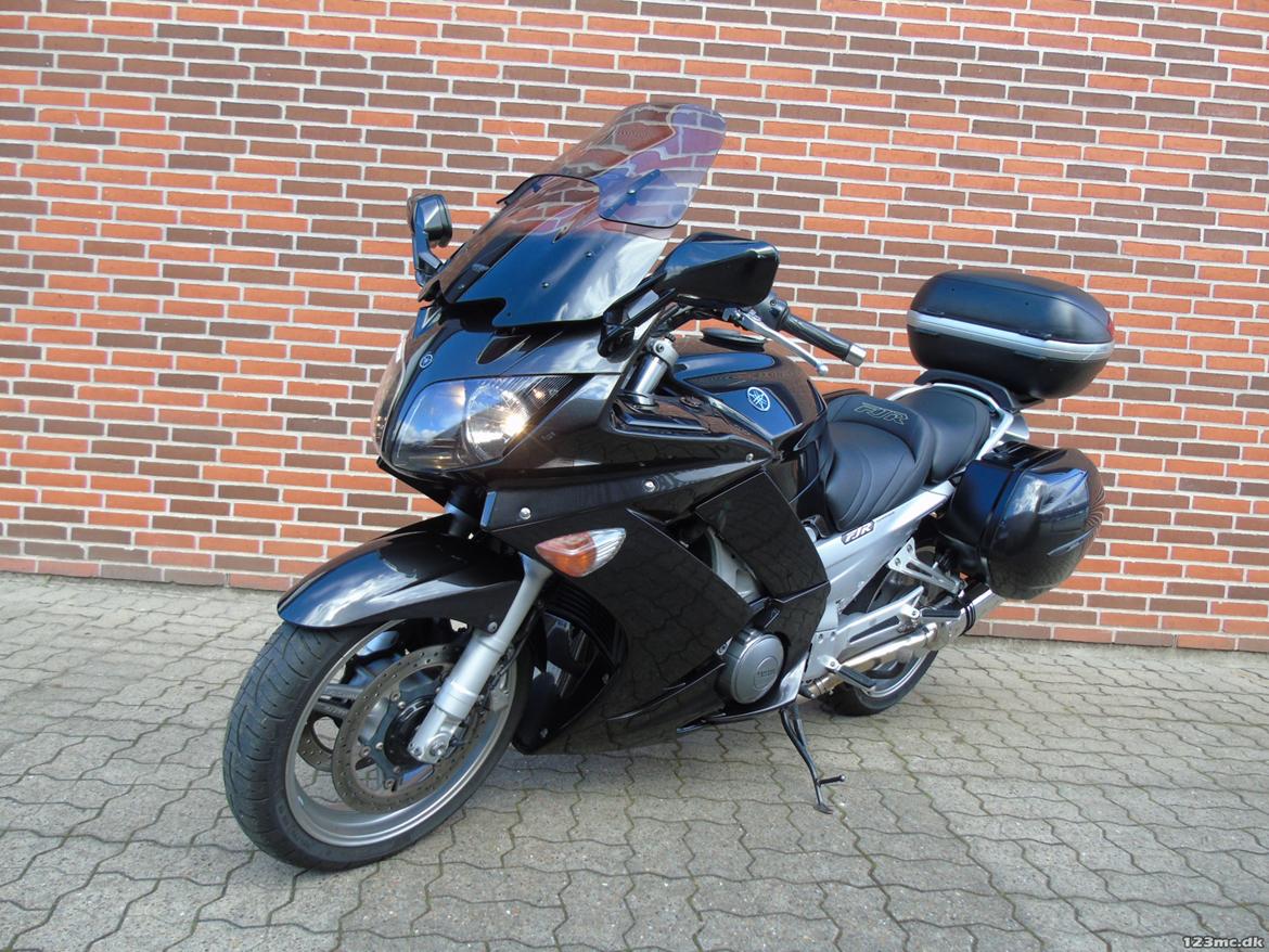 Yamaha FJR 1300 billede 1