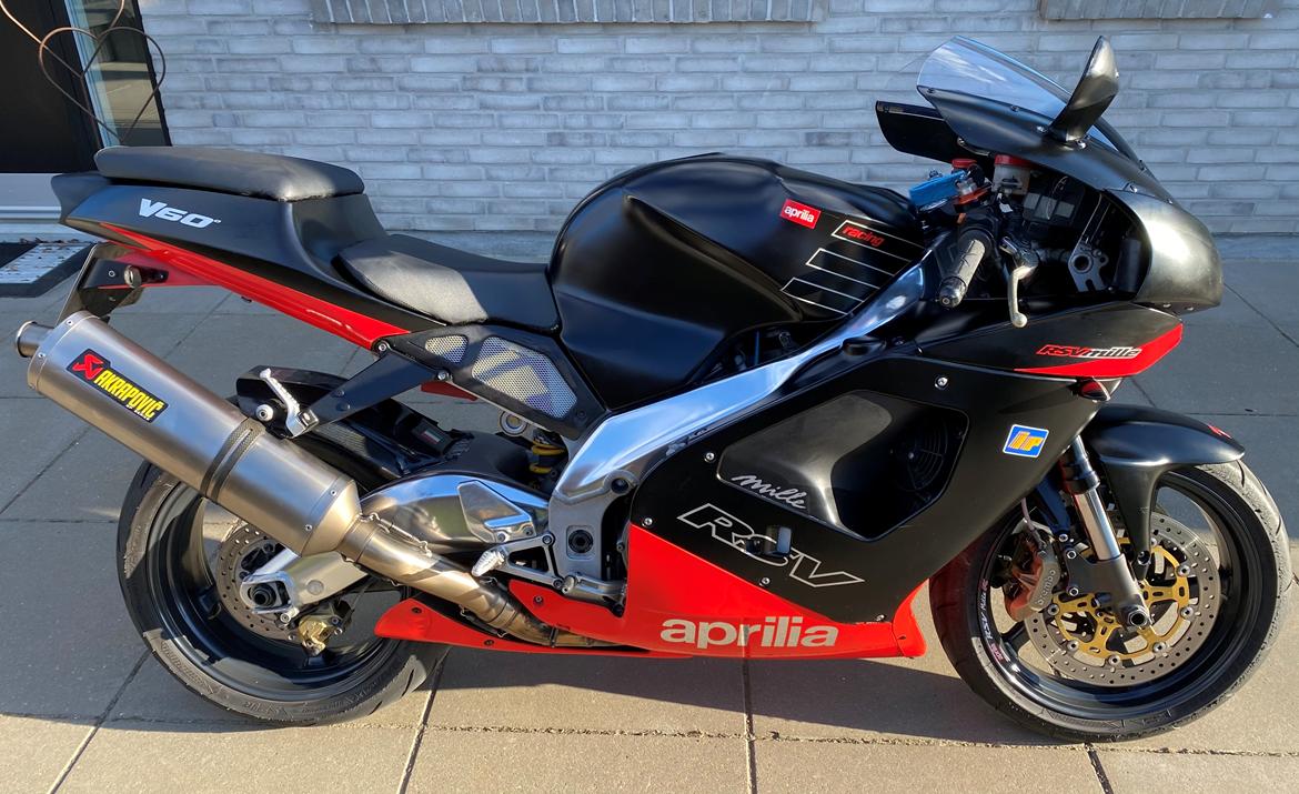 Aprilia RSV 1000 Mille (SOLGT) billede 1