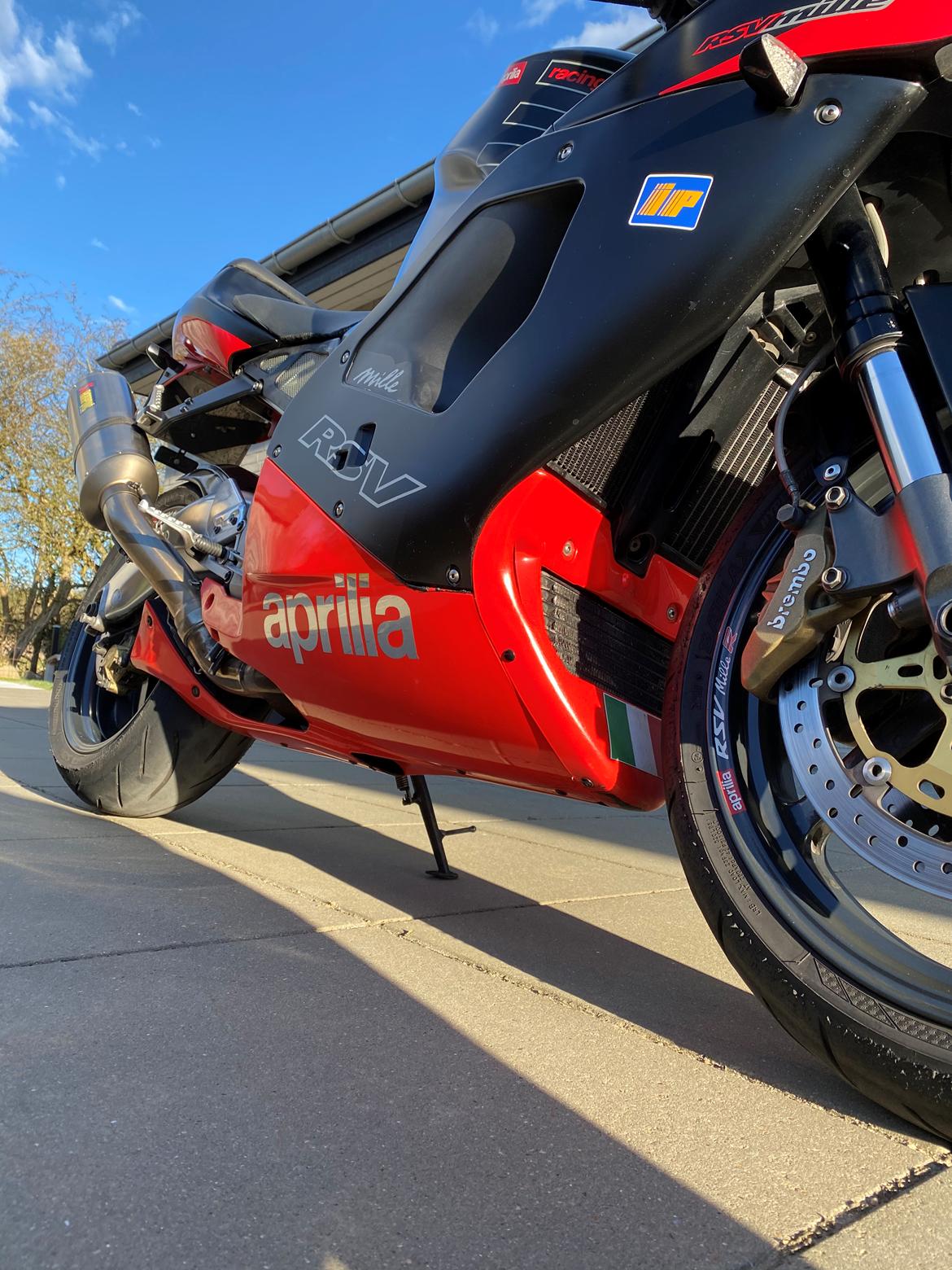 Aprilia RSV 1000 Mille (SOLGT) billede 8