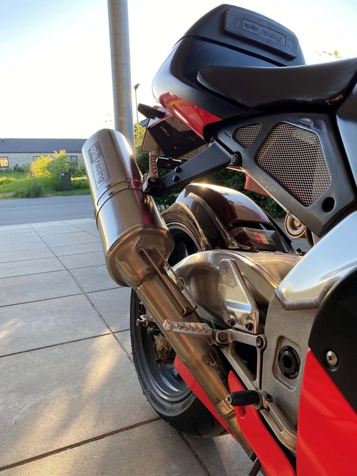 Aprilia RSV 1000 Mille (SOLGT) billede 13