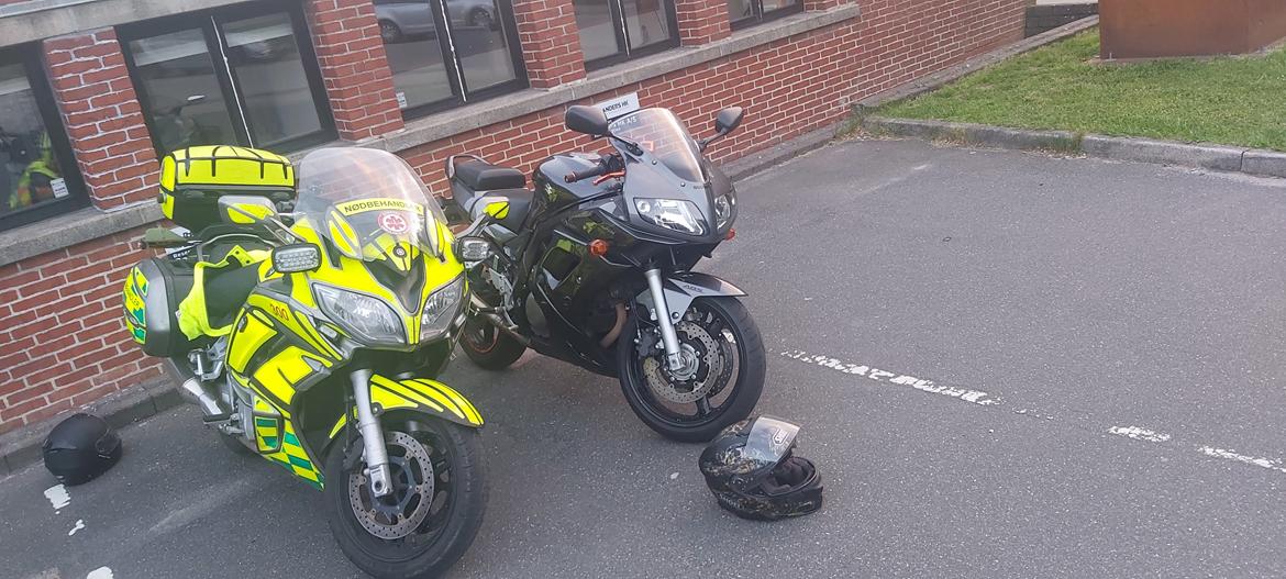 Yamaha FJR 1300 billede 1