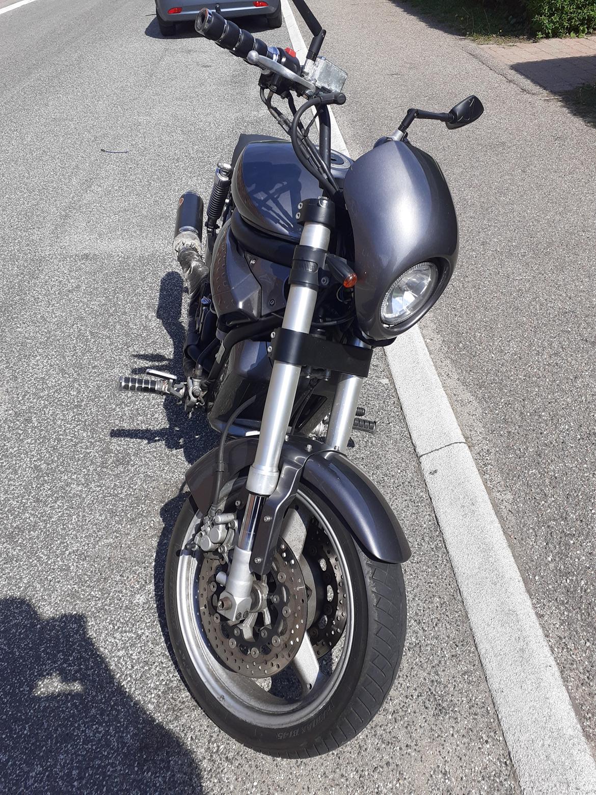 Hyosung GV650 Custom *Sommer cykel* solgt billede 4