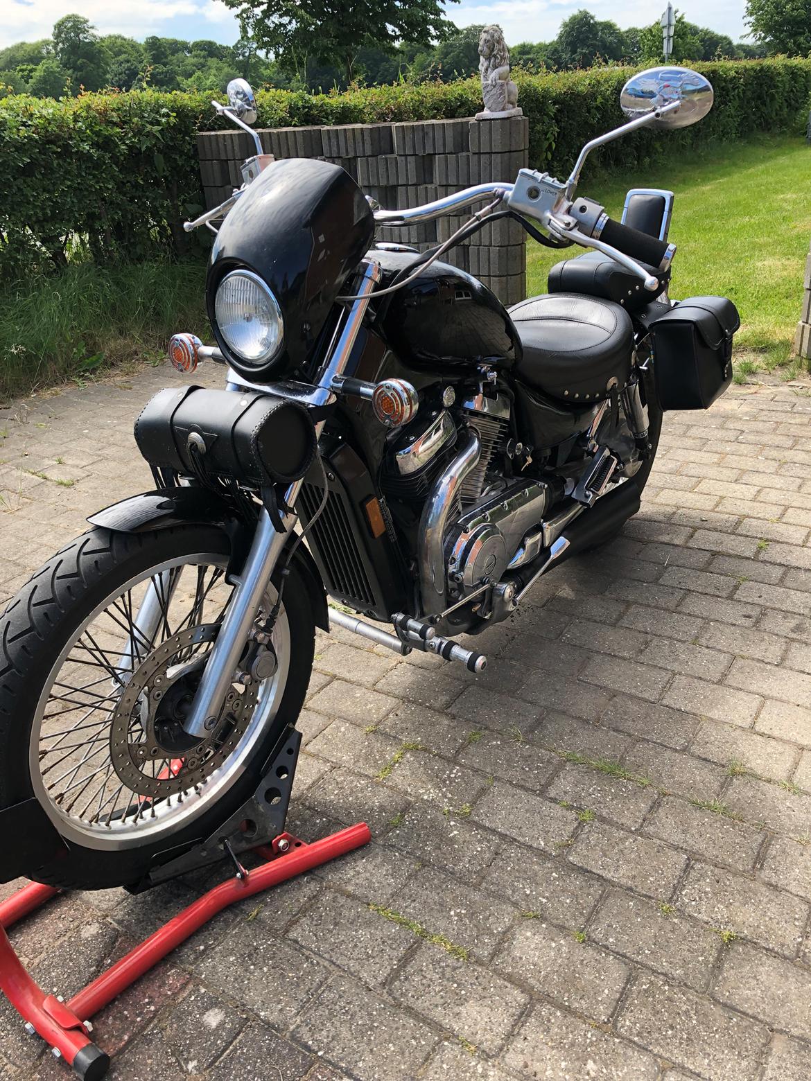 Suzuki Intruder VS billede 3