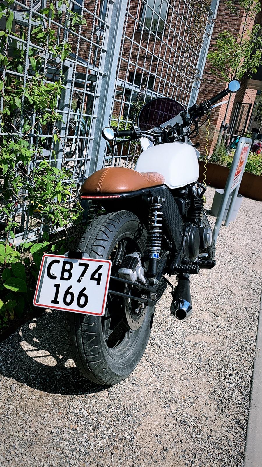 Suzuki GS550E billede 4