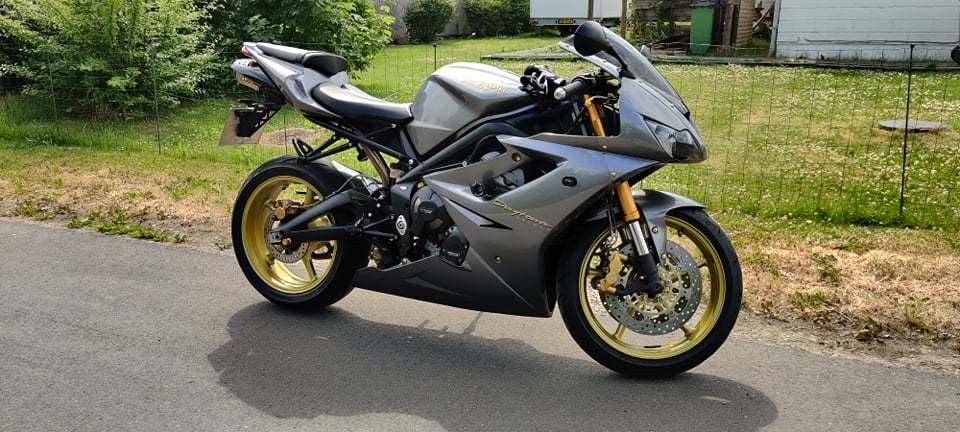 Triumph Daytona 675 billede 9