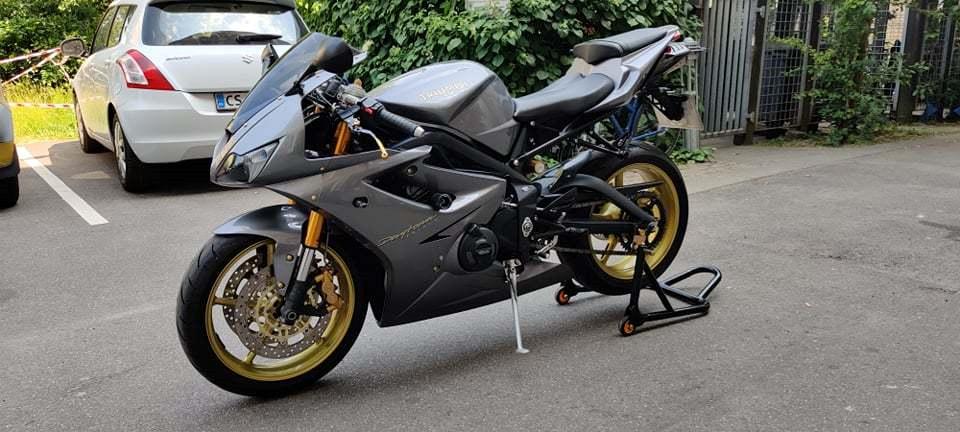 Triumph Daytona 675 billede 4