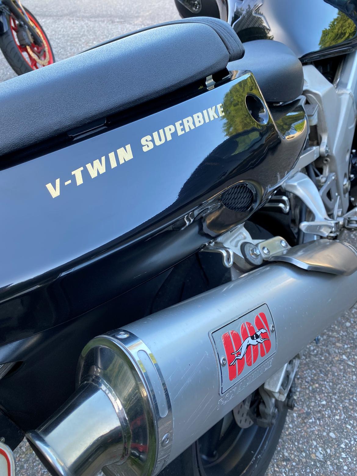 Suzuki TL 1000 R (solgt) billede 6