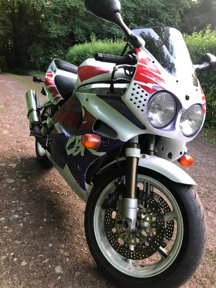 Honda CBR 900 SC28 billede 3