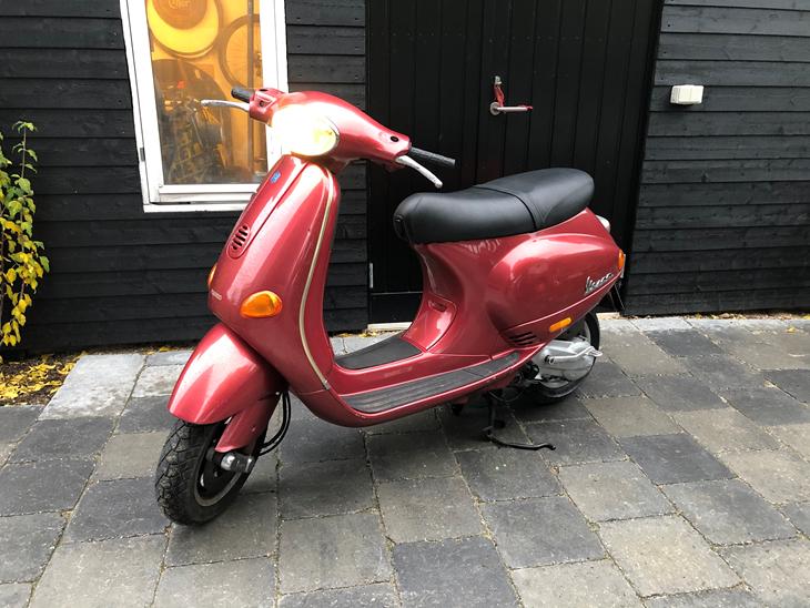 Vespa ET4 billede 1
