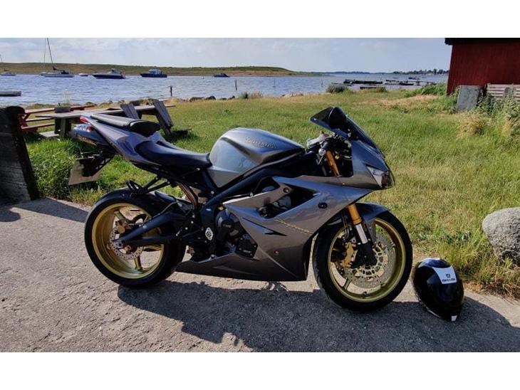 Triumph Daytona 675 billede 1