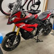 BMW S1000XR