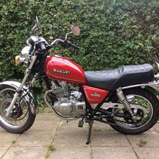 Suzuki GN 250