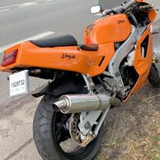 Kawasaki ZXR 750 H1