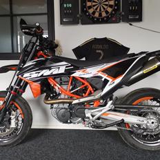 KTM SMC R 690