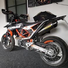 KTM SMC R 690