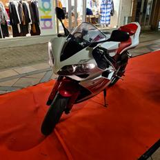 Yamaha YZF R1 RN19