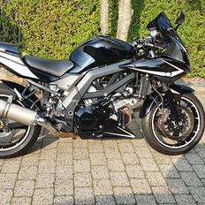 Suzuki SV1000s "SOLGT"