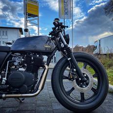 Yamaha XS400 4G5 SE Special Café Racer Solgt 03.2023