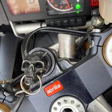 Aprilia Rsv1000 mille