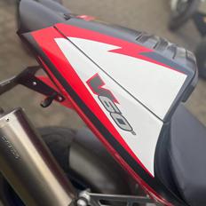 Aprilia Rsv1000 mille