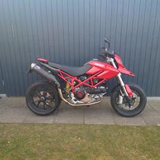 Ducati Hybermotard 1100 s