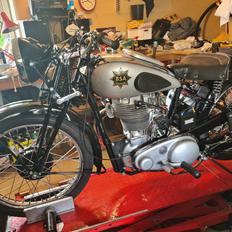 BSA Gold Star